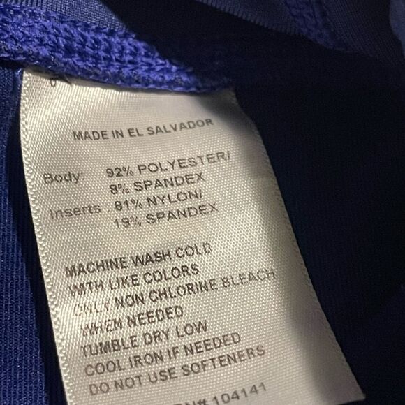 Reebok
- Girls purple / neon yellow spandex shorts - Picture 4 of 6